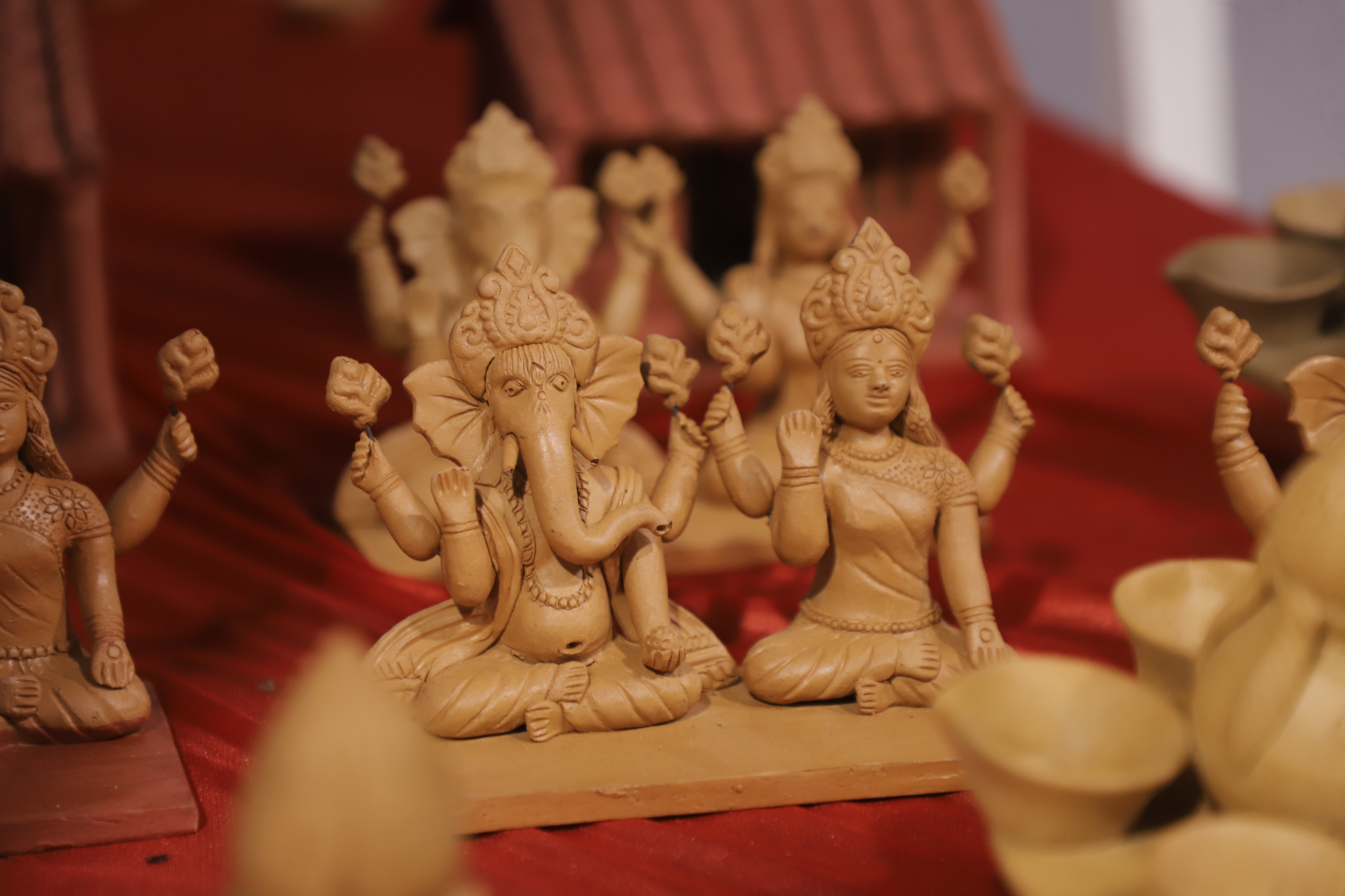 टेराकोटा मूर्तियाँ एवं कलाकृतियाँ